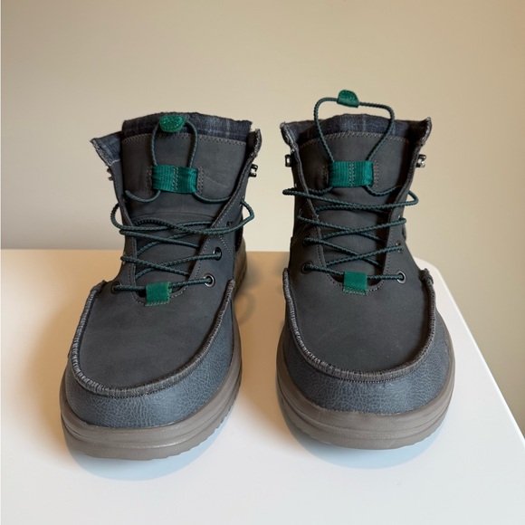 Hey Dude Mens Bradley Classic Gray Lace-Up Faux Leather Chukka Boots new size 12 - Picture 2 of 7